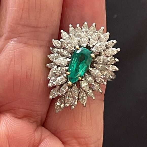 Genuine Colombian emerald and diamond platinum ring. Size 6. Vintage. - Picture 5 of 9